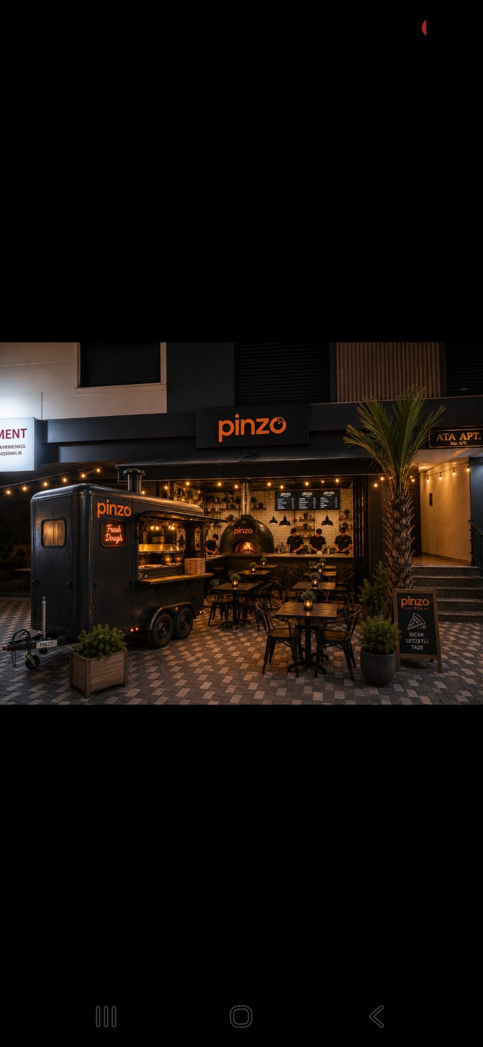 PİNZO Bayraklı projesinin gece görünümü